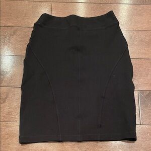 Wilfred Free Classic Black Stretch Pencil Skirt